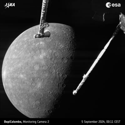 Фотография Меркурия, сделанная камерой на перелётном модуле аппарата «БепиКоломбо» 5 сентября 2024 г. после четвёртого гравитационного манёвра у Меркурия. Фотография: ESA/BepiColombo/MTM