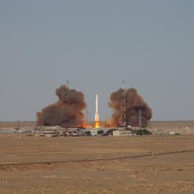 Запуск ракеты-носителя «Протон-М» с обсерваторией «Спектр-РГ» на порту, космодром Байконур, 13 июля 2019 г. Фотография: КЦ "Южный" / ЦЭНКИ